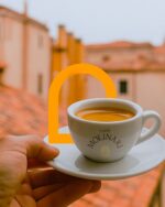 Filiżanka kolekcjonerska do Espresso Caffe Molinari Bianco Lucido 50 ml - obrazek 2